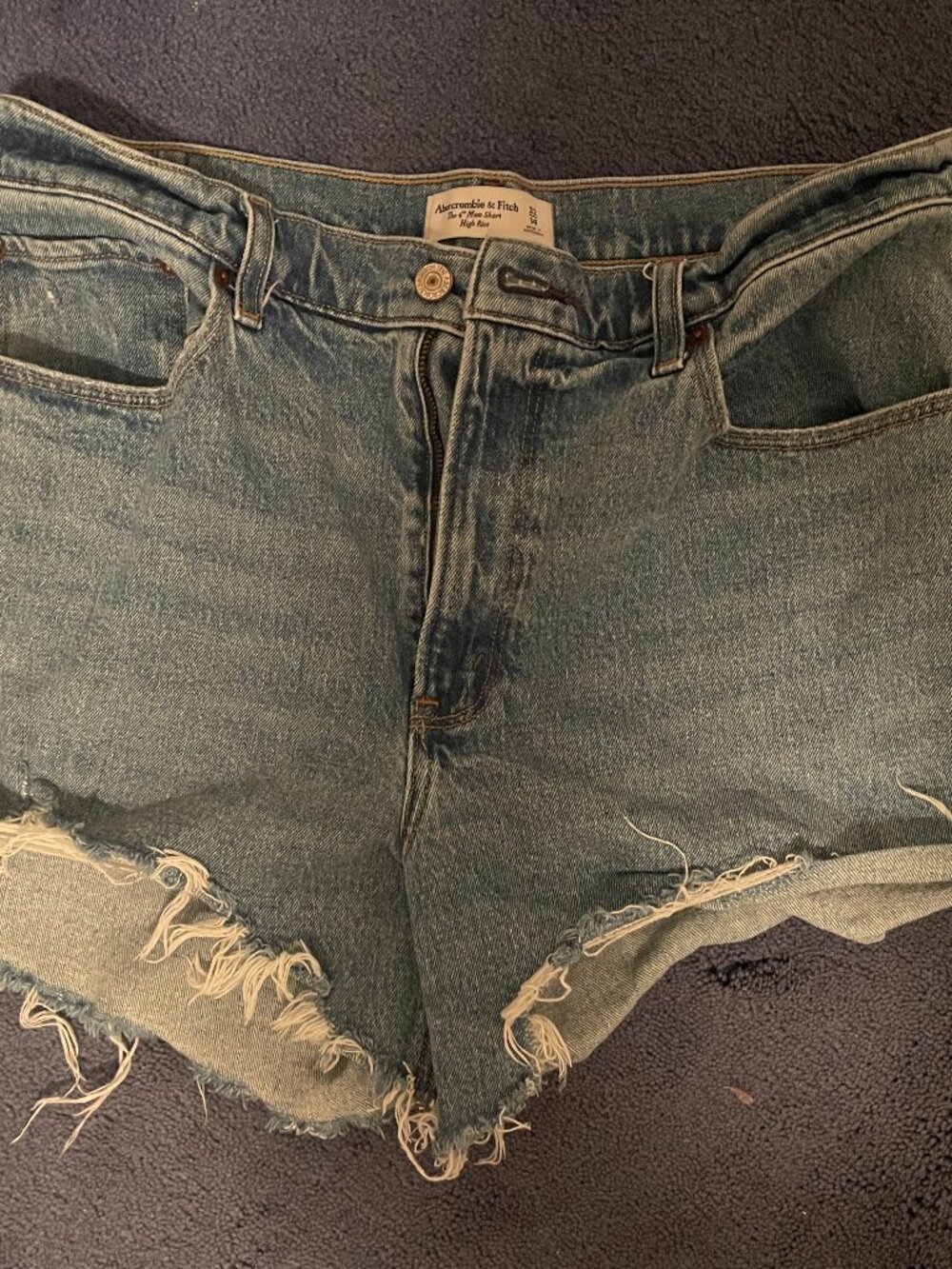 Abercrombie & Fitch The 4" Mom Short High Rise 32/14